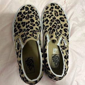 women’s 8.5 cheetah vans. worn once super cute for any occasion